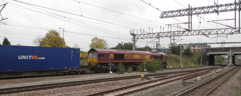 trainspotting Nuneaton station