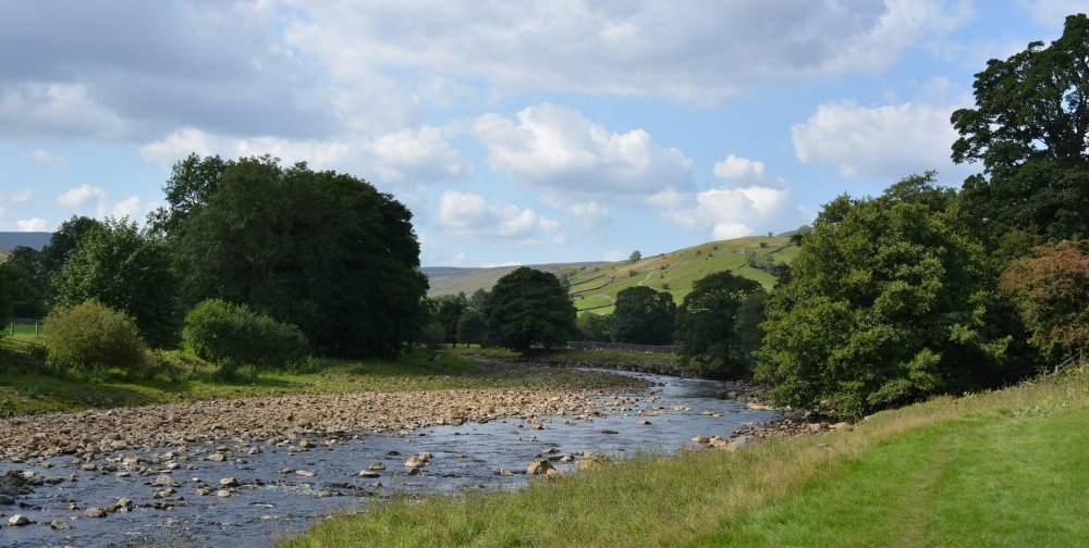 Muker Oxnop Satron Ivelet Bridge circular walk, Swaledale, Yorkshire Dales National Park, North Yorkshire, England