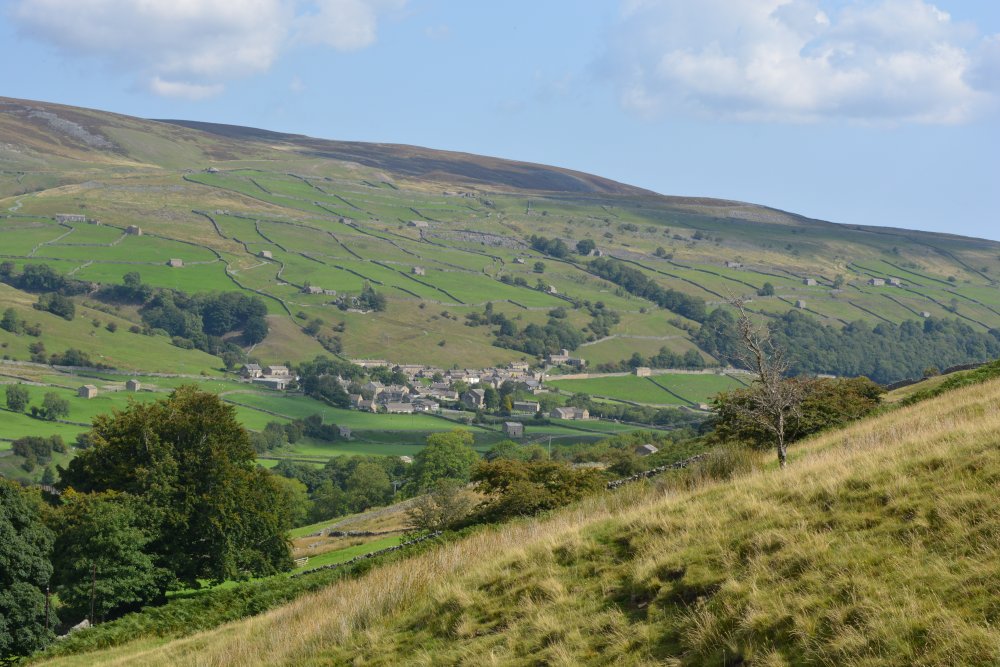 Muker Oxnop Satron Ivelet Bridge circular walk, Swaledale, Yorkshire Dales National Park, North Yorkshire, England