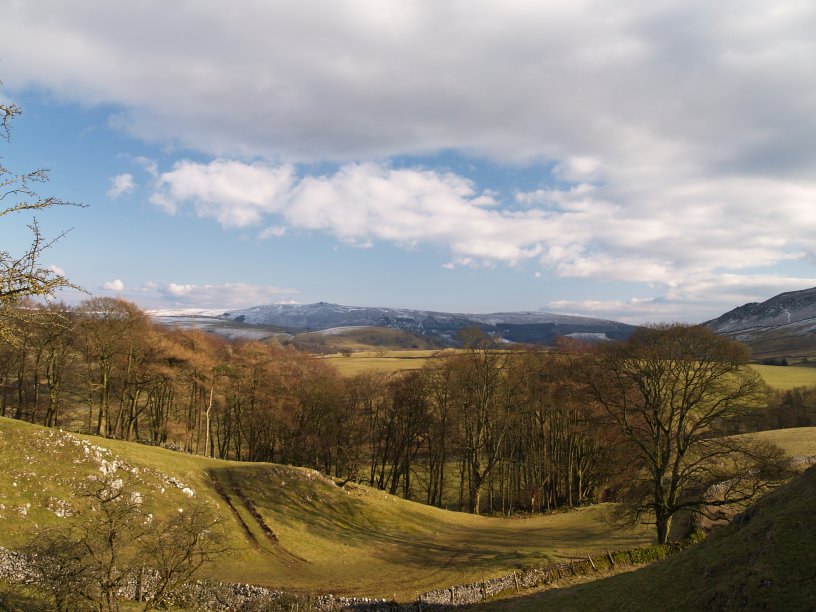 Looking west from Skulberts Hill Grassington, Wharfedale, North Yorkshire Dales National Park, England
