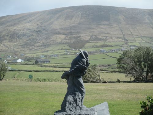 Coastal walking - Dingle Peninsula