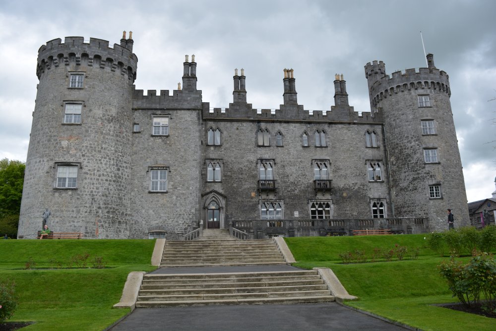 Kilkenny Castle Garden Kilkenny Castle garden