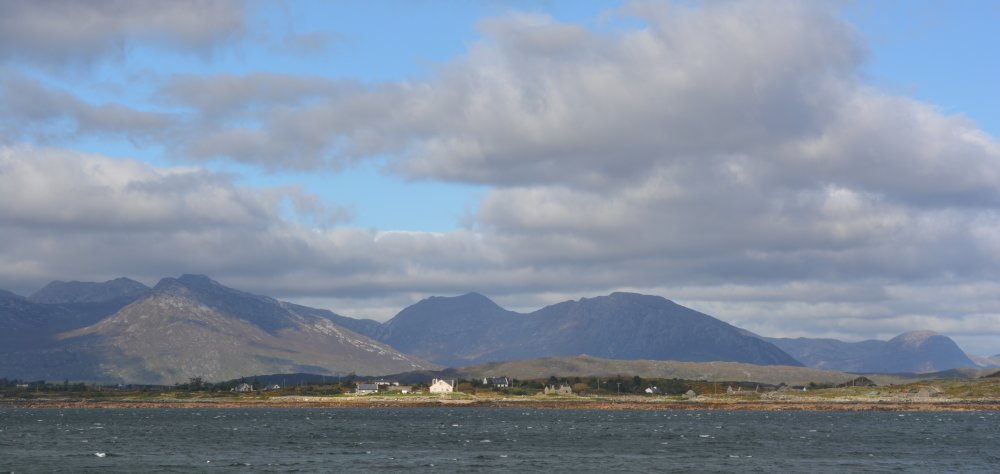 Looking across Roundstone Harbour to Inis Nee (Inis Ni) Roundstone, Connemara, Co. Galway, Ireland