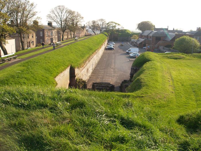 Berwick Fortifications Walls Walkl