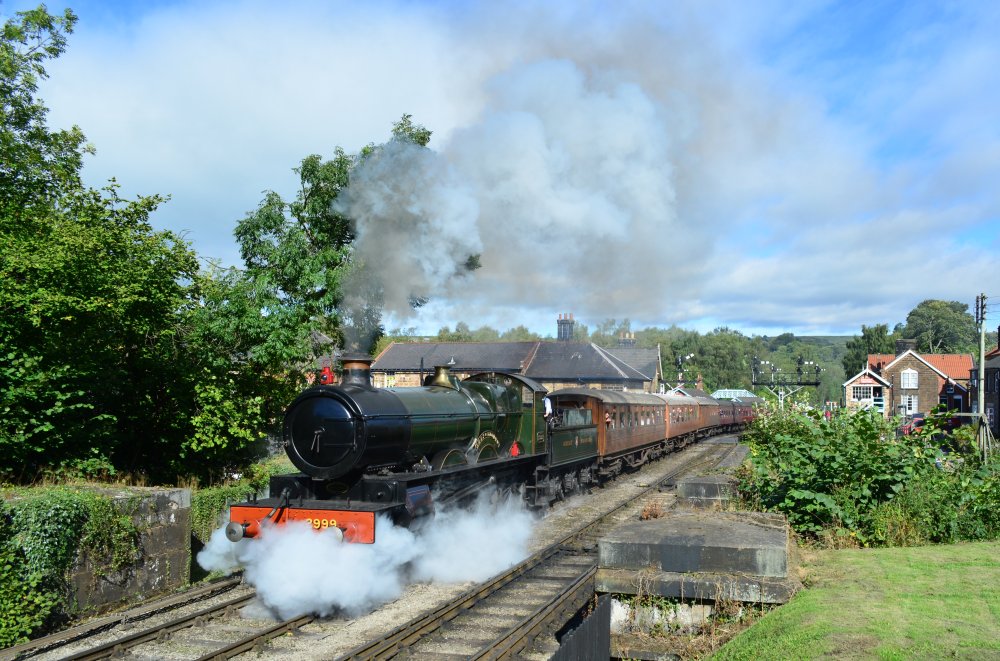 A full head of steam at Grosmont, 2999 LADY of LEGEND 2900 Class Saint 4-6-0 GWR steam locomotive