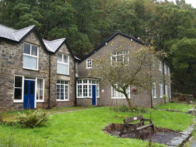 Kings Youth Hostel YHA, Wales
