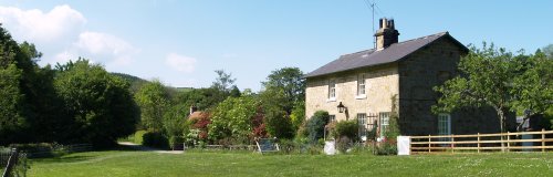 From Incline Cottage you then walk up the path of the original railway incline from the early 19th century ...