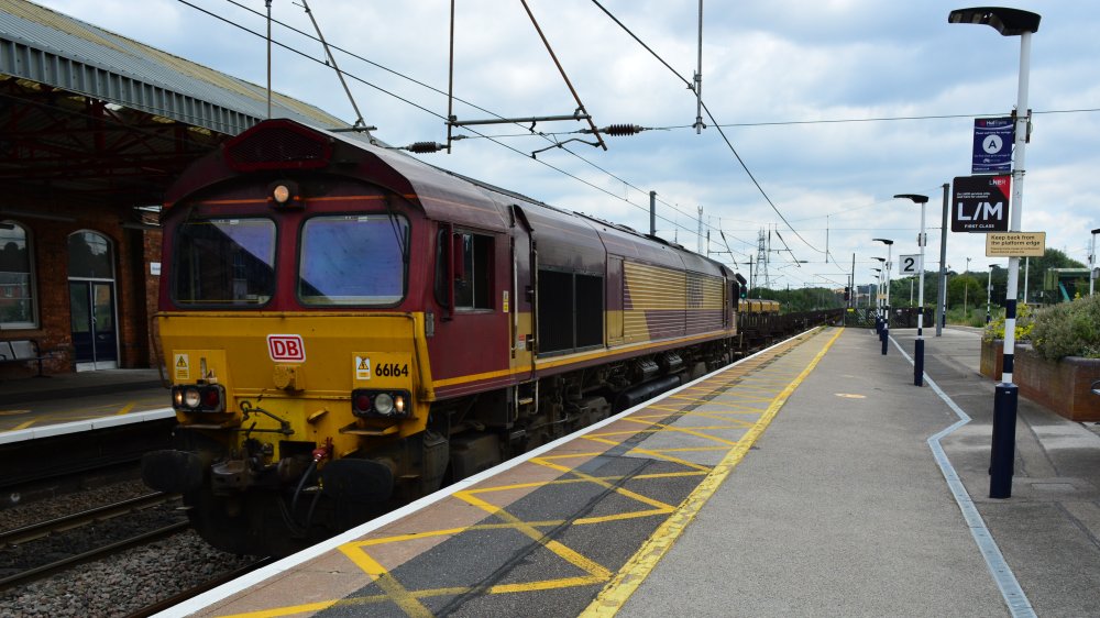 trainspotting Grantham station Class 66 steel train