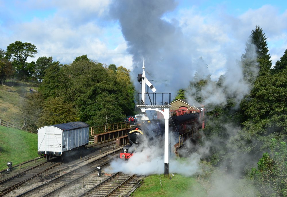6023 King Edward II leaving Goathland station 2019 NYMR Autumn Steam Gala