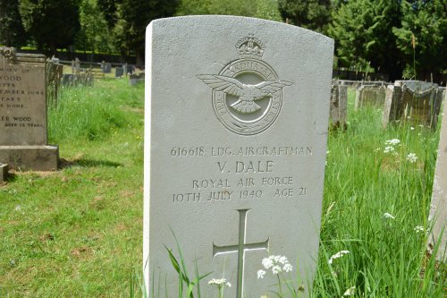 Commonwealth War Grave of  Leading Aircraftman V. DALE Royal Air Force 10th July 1940 Age 21 graveyard St Gregory Minster, Kirkdale, North Yorkshire, England